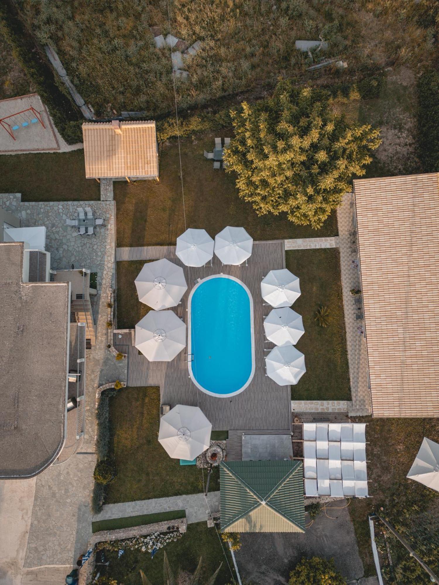 Aparthotel Tsanis Estate Parga Exterior foto