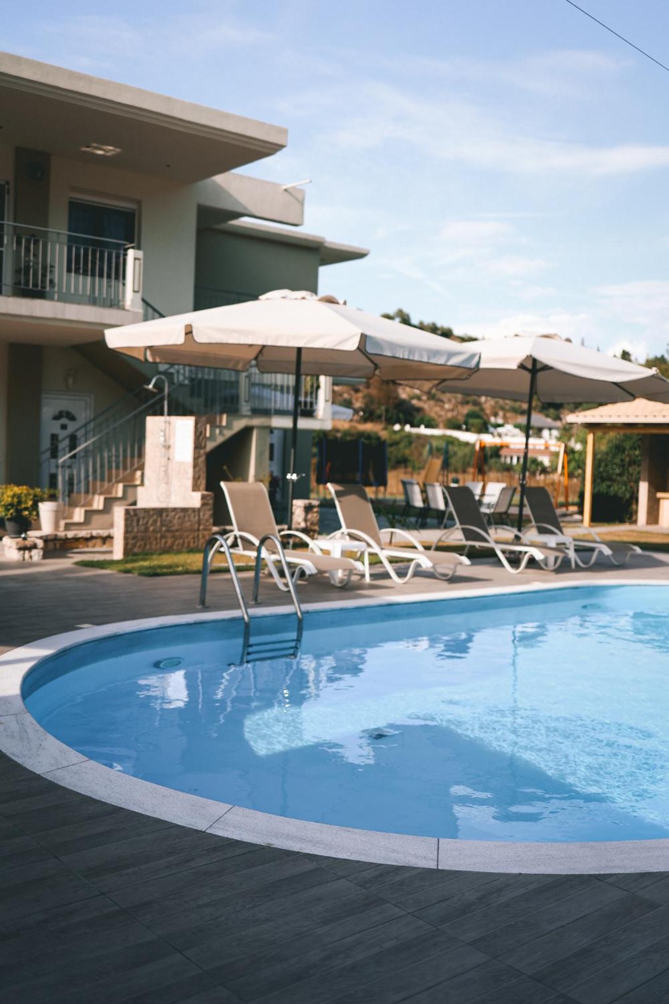 Aparthotel Tsanis Estate Parga Exterior foto